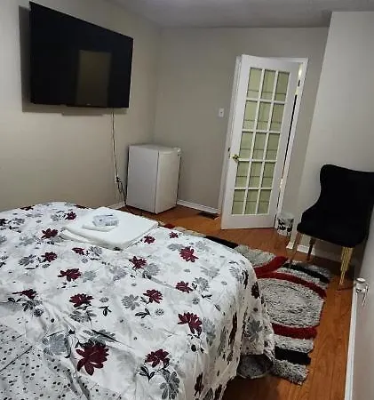 Cozy Private Room Brampton Exterior photo